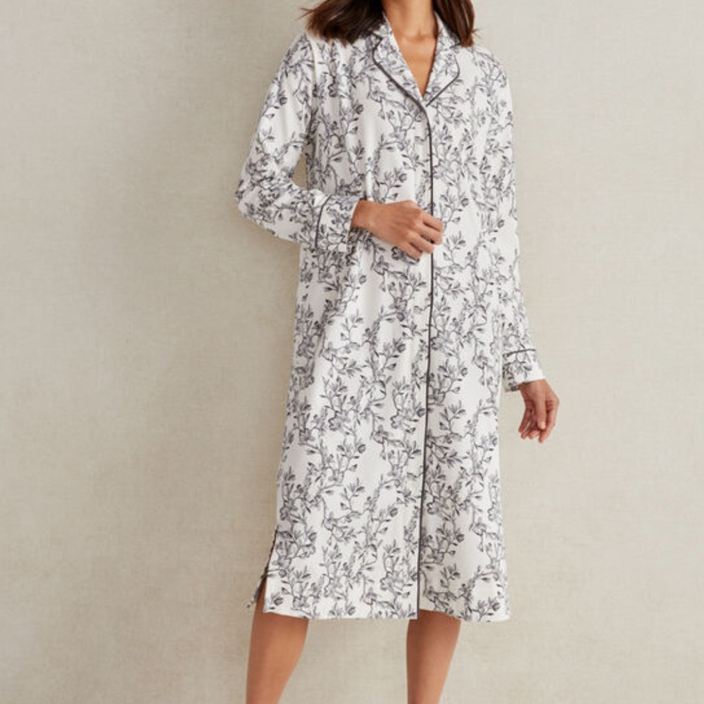 07. Haven Well Within COTTON JERSEY MAGNOLIA
SLEEP SHIRT - Picture 5 of 15